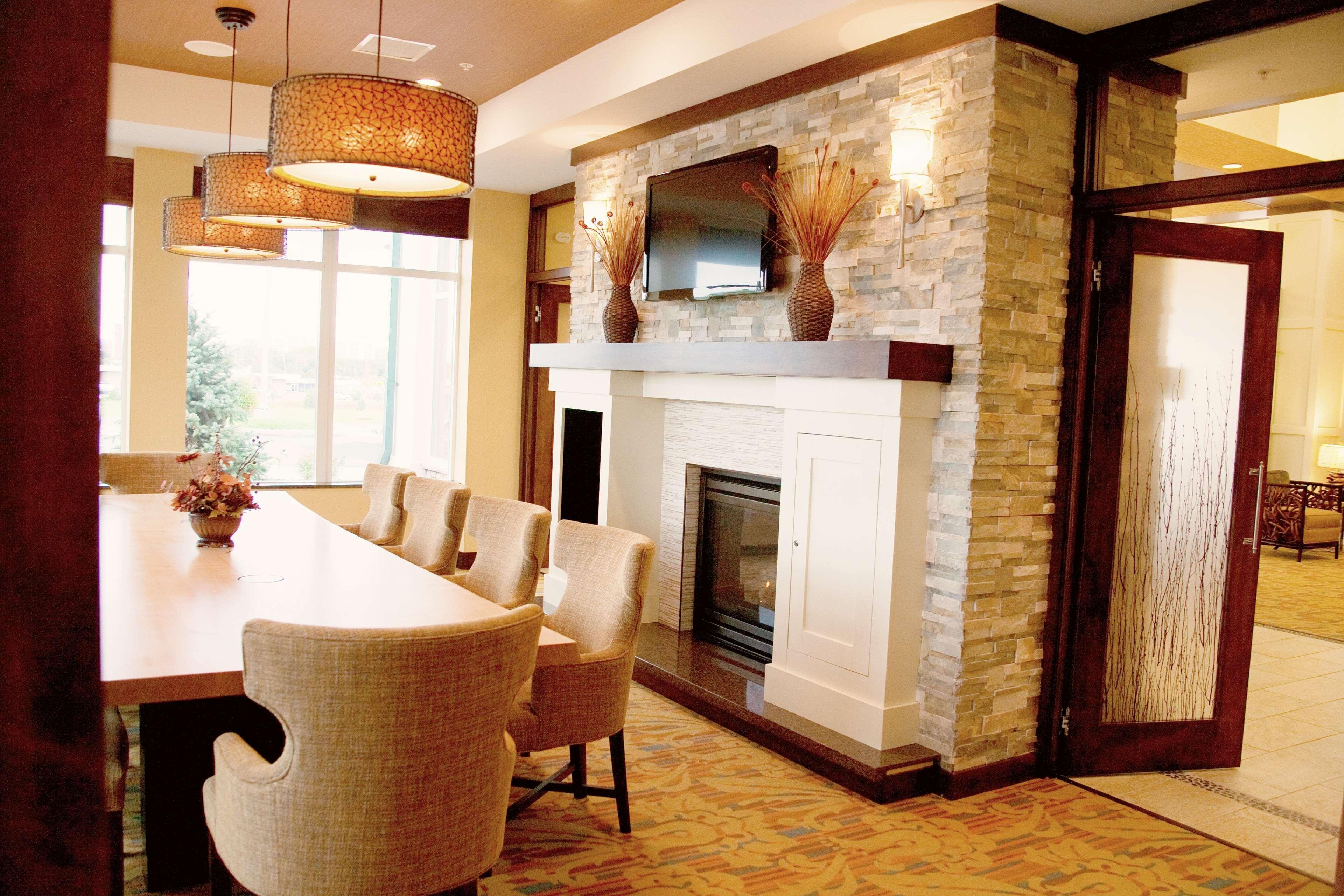 Hilton Garden Hotel 3*